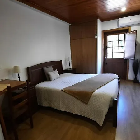 Дом отдыха Apimonte Casa Do Serra - Pn Montesinho